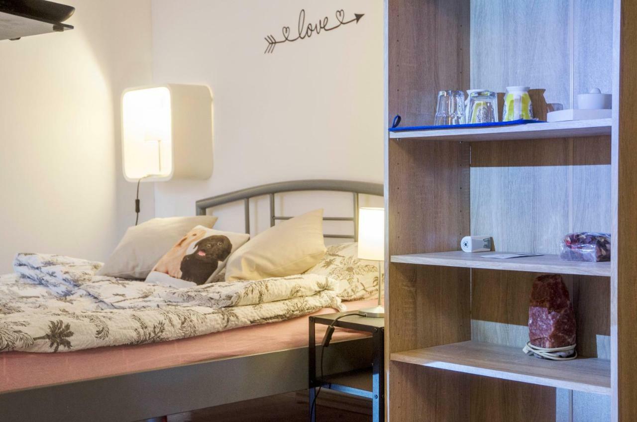 Rooms And Apartment Veral-Ka كارلوفاتش المظهر الخارجي الصورة