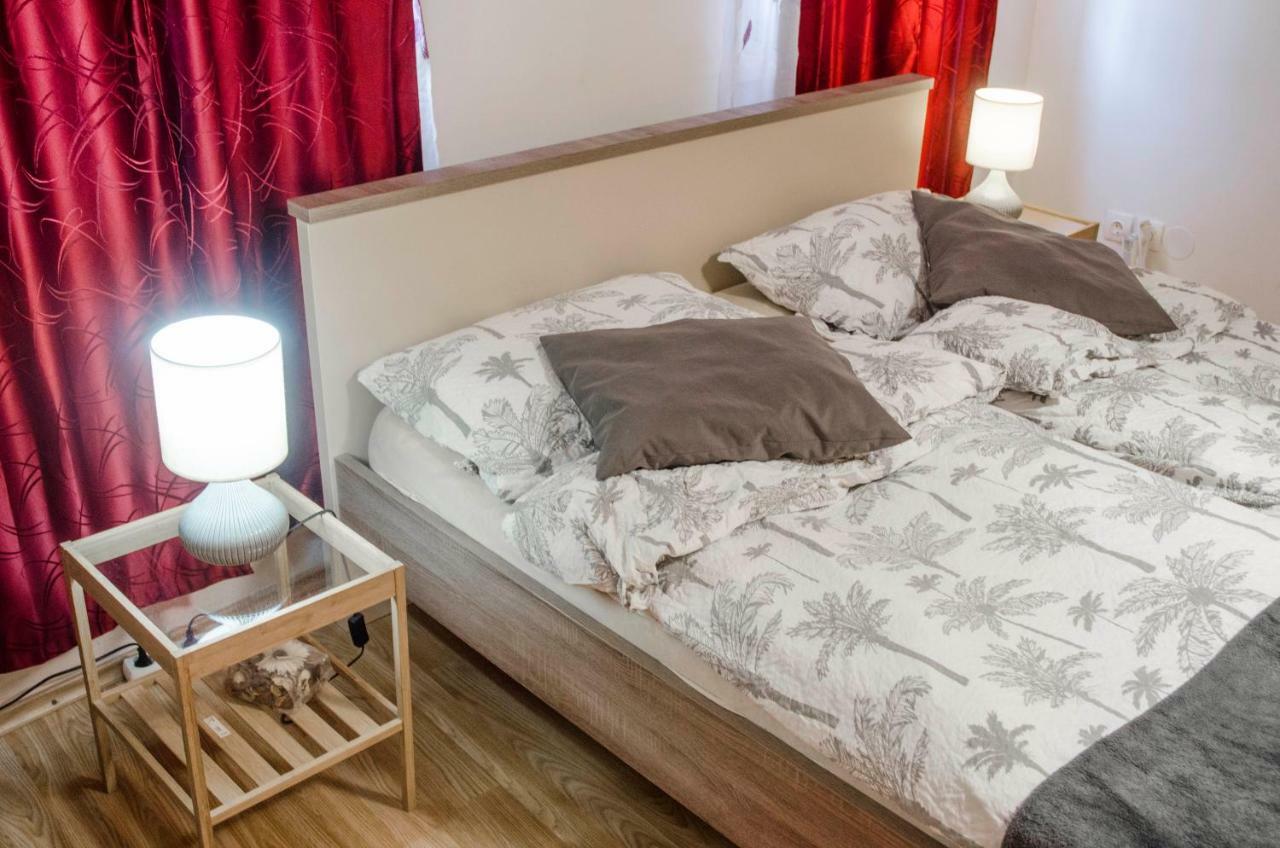 Rooms And Apartment Veral-Ka كارلوفاتش المظهر الخارجي الصورة